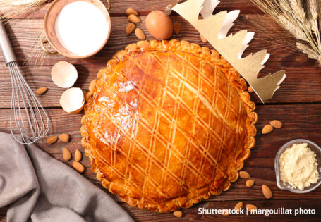 La galette des rois mit einer kleinen Überraschung – spielen Sie mit!